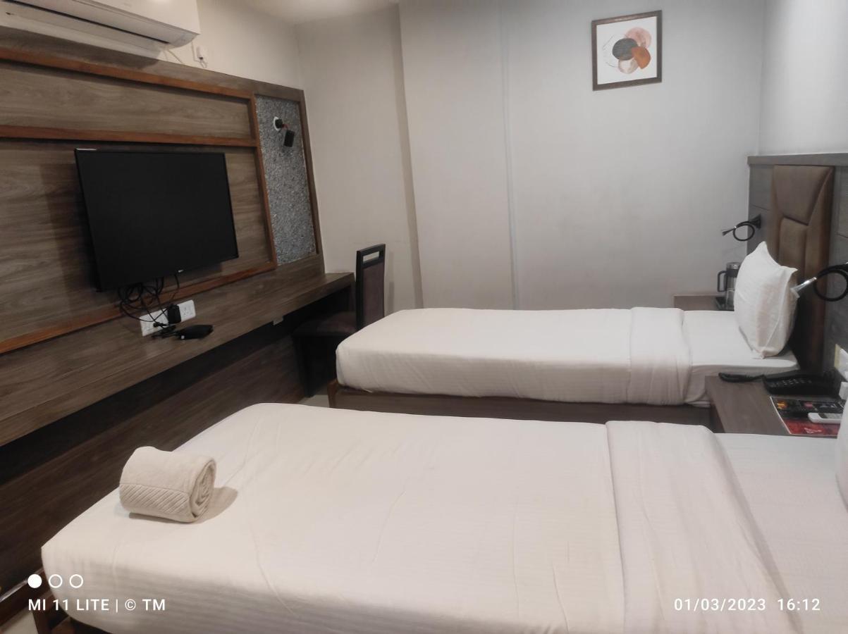 Hotel K79 Jamshedpur Esterno foto