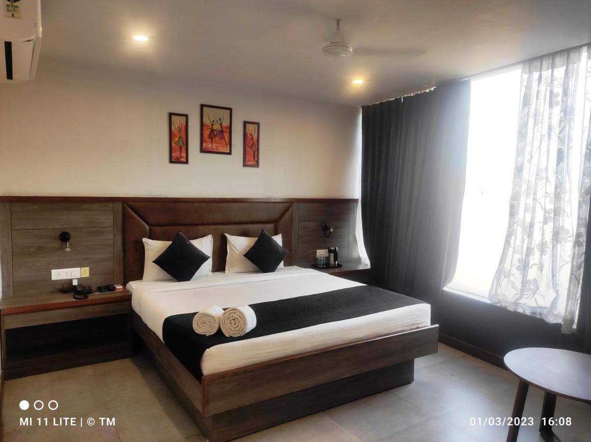 Hotel K79 Jamshedpur Esterno foto