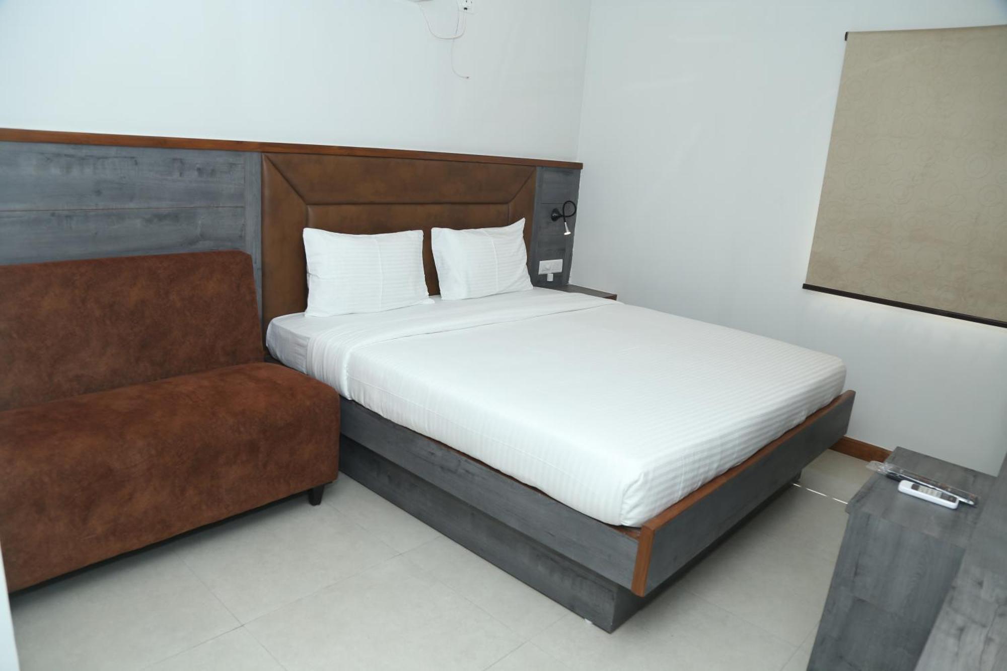 Hotel K79 Jamshedpur Esterno foto